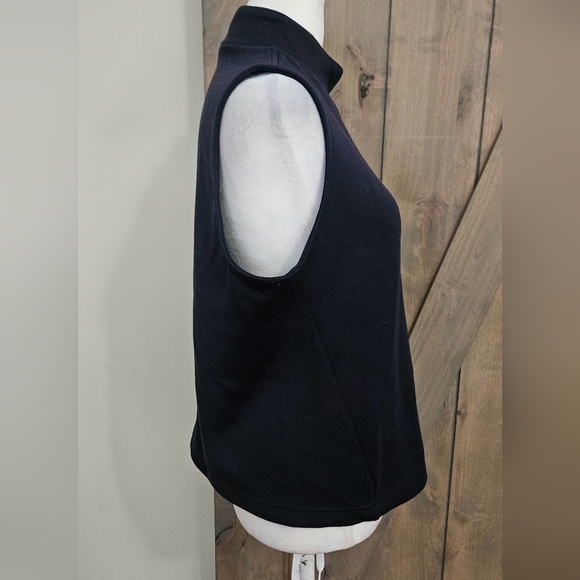 SPANX Airessentials Mock Neck Top In Classic Navy. Size Medium - Picture 10 of 11